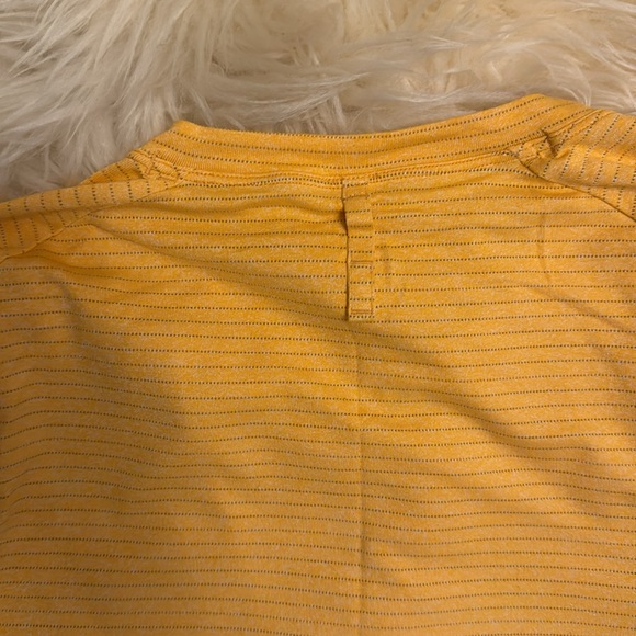 Lululemon t shirt, size S - Picture 5 of 6